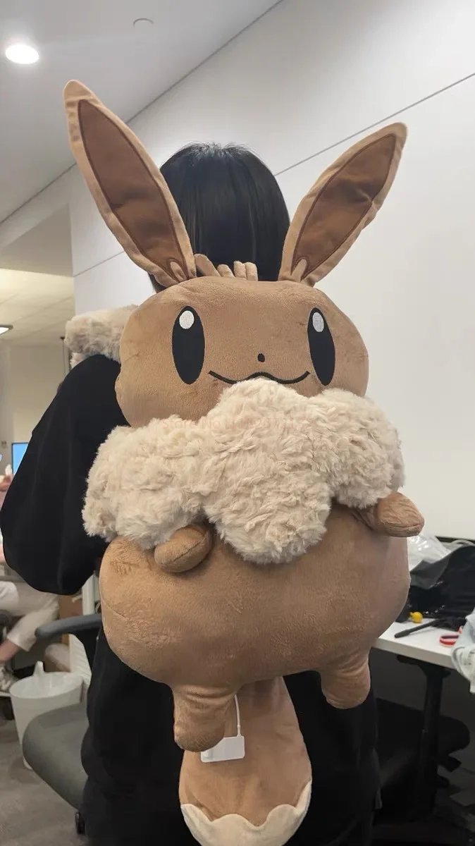 Eevee Plush Backpack – Adorable Pokémon Cosplay Bag - Image 6